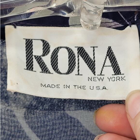 Roma‎ Vintage Floral Sash Waist Long Sheer Sleeve Flowy Maxi Fit n Flare Dress - Picture 4 of 13